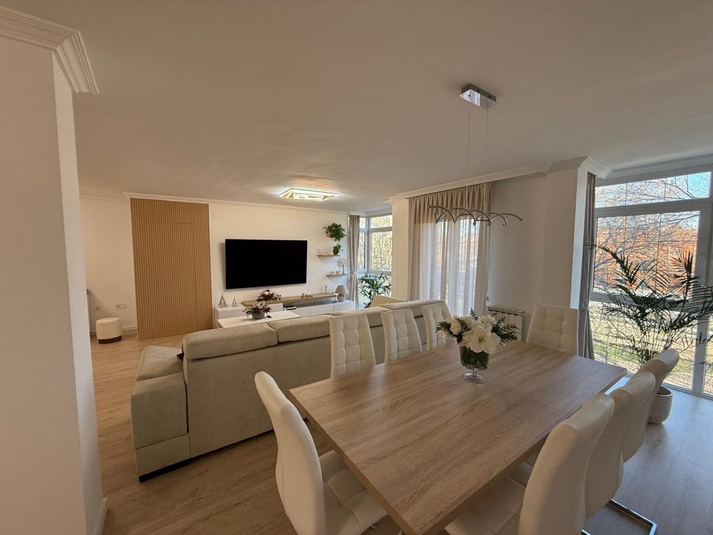 Decoración de interiores de casas y particulares - Piso Merce Pintores en Medina del campo 1